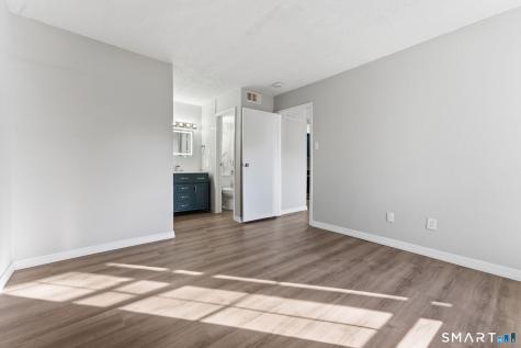 87 Leafwood Lane Groton CT 06340