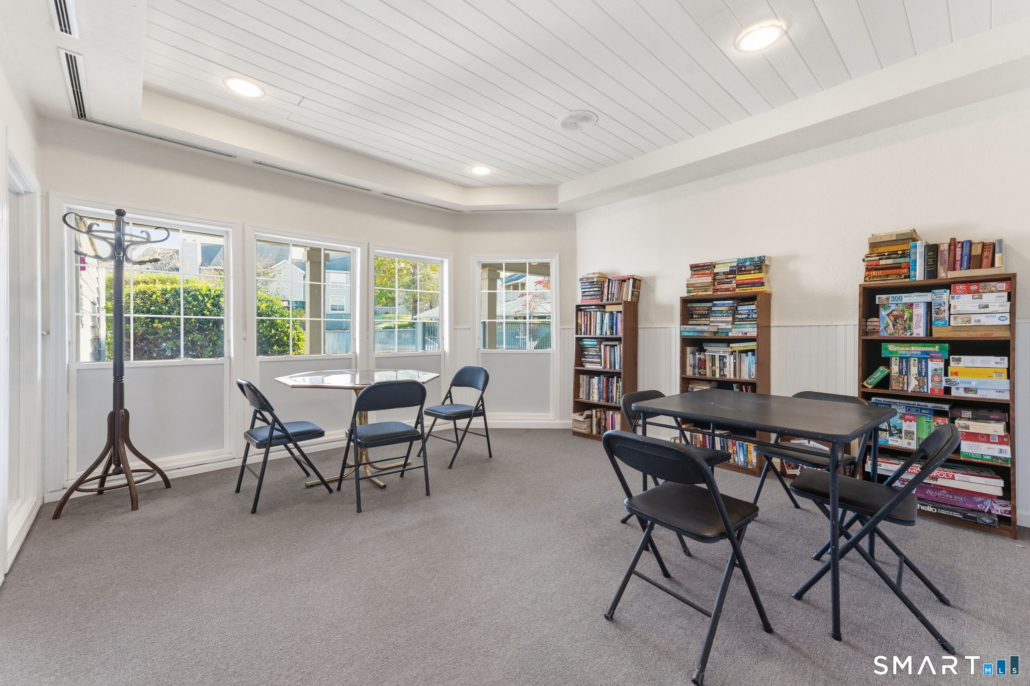 87 Leafwood Lane Groton CT 06340