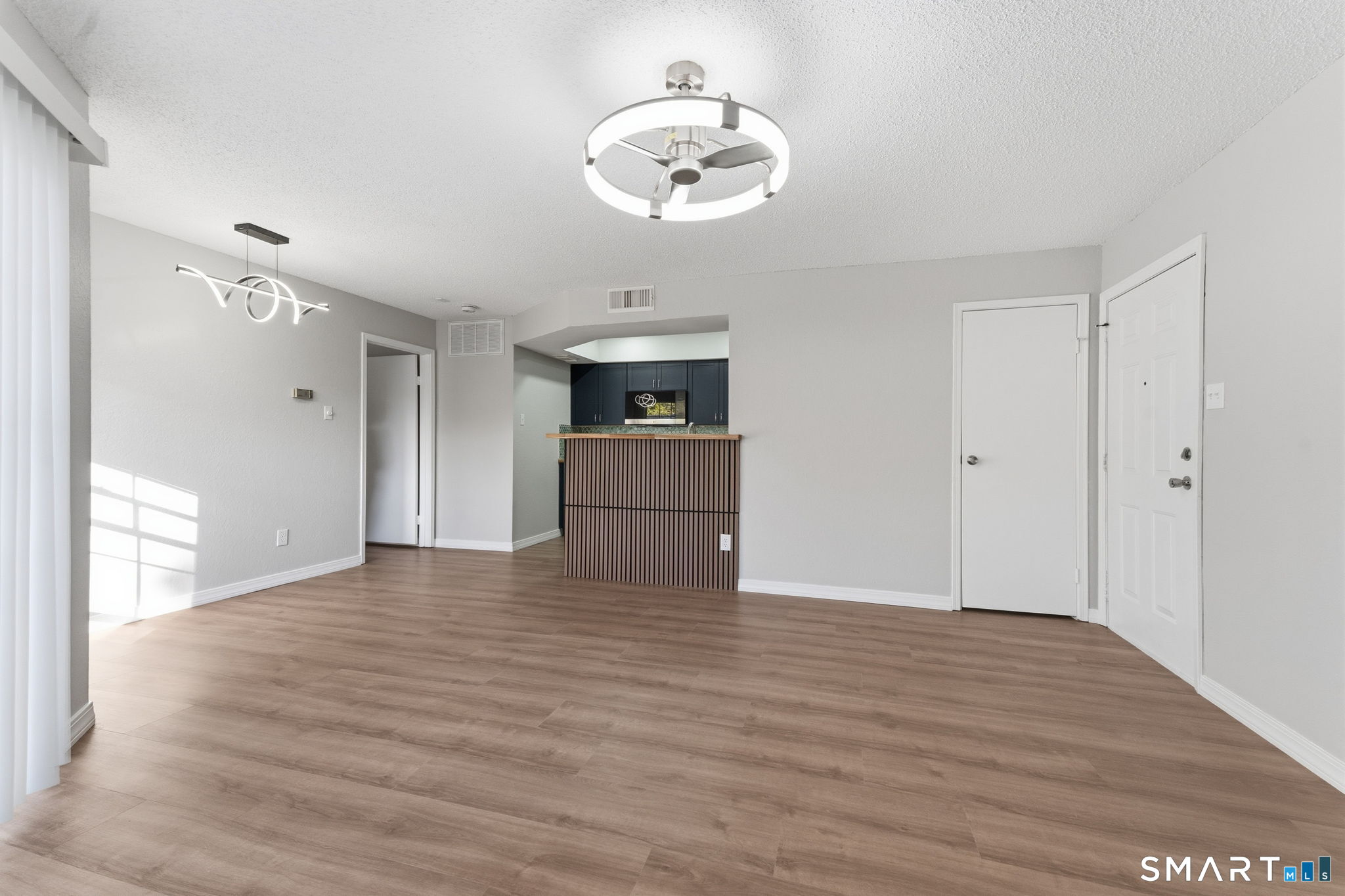 87 Leafwood Lane Groton CT 06340