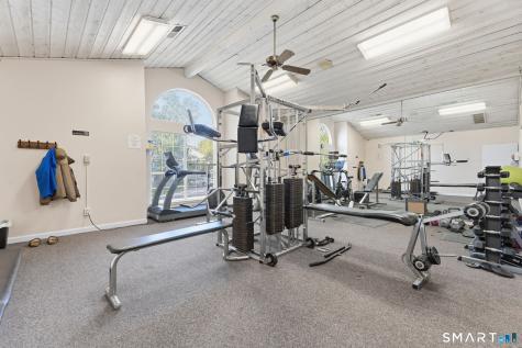 87 Leafwood Lane Groton CT 06340