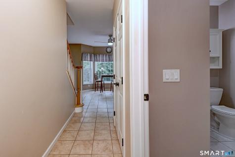 2 Great Oak Ridge Way Seymour CT 06483