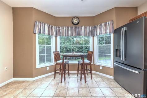 2 Great Oak Ridge Way Seymour CT 06483