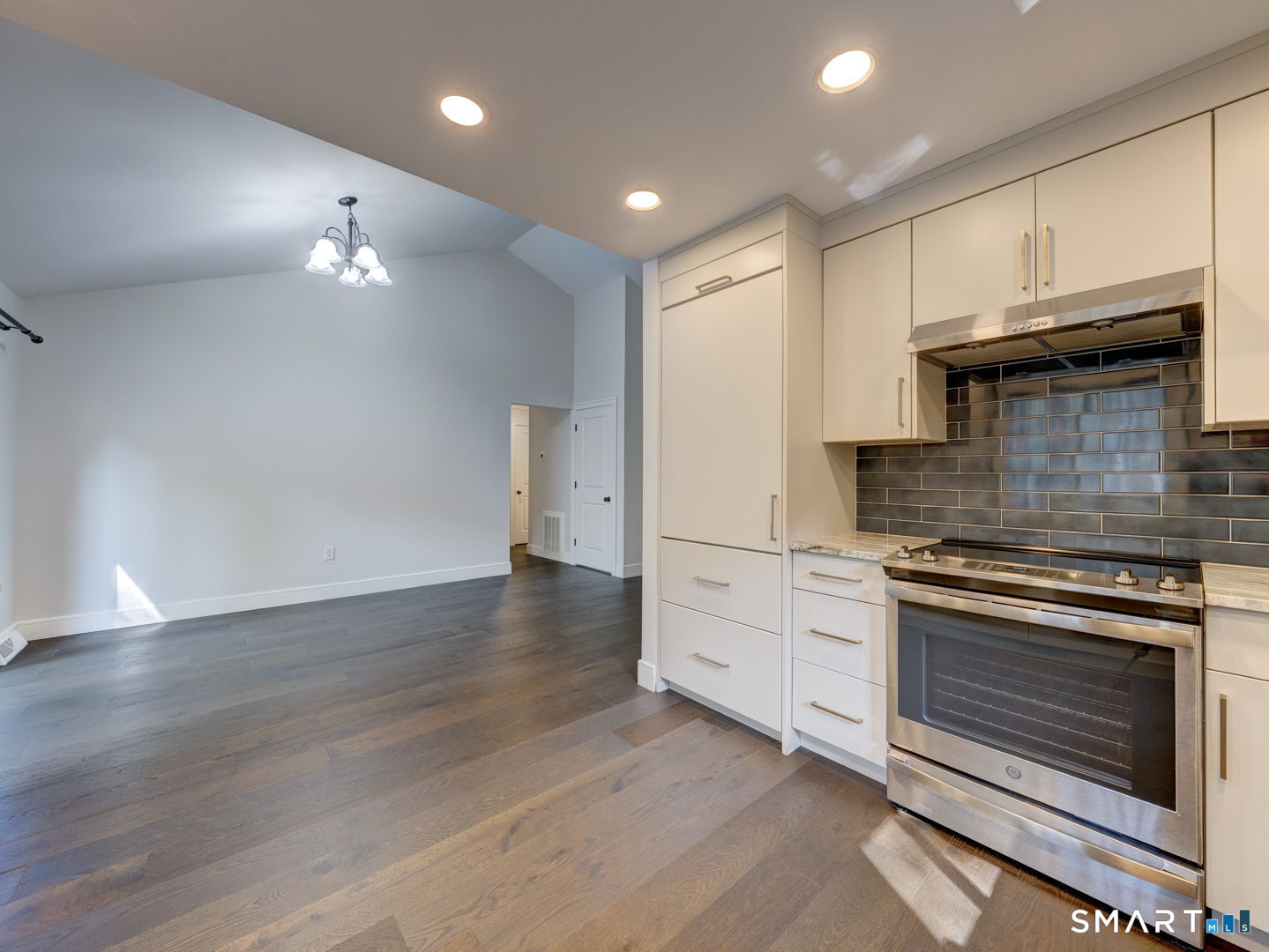 9 Byron Drive Avon CT 06001