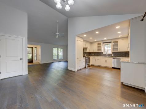 9 Byron Drive Avon CT 06001
