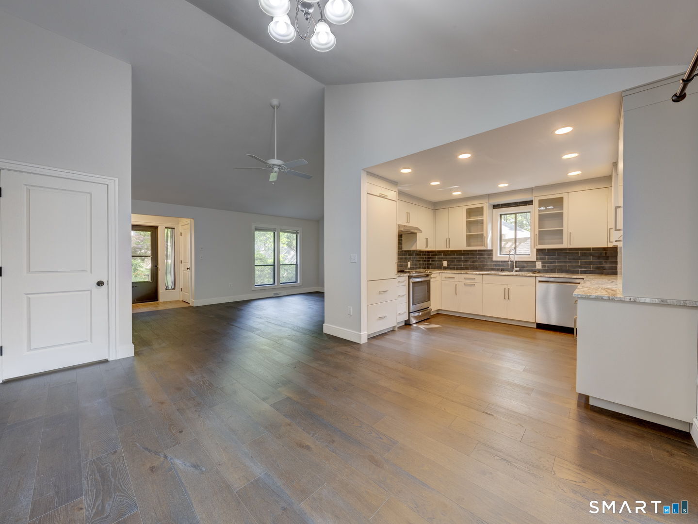 9 Byron Drive Avon CT 06001