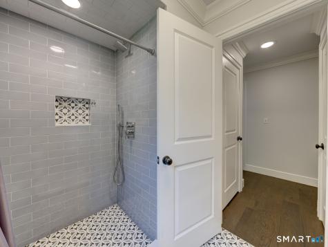 9 Byron Drive Avon CT 06001