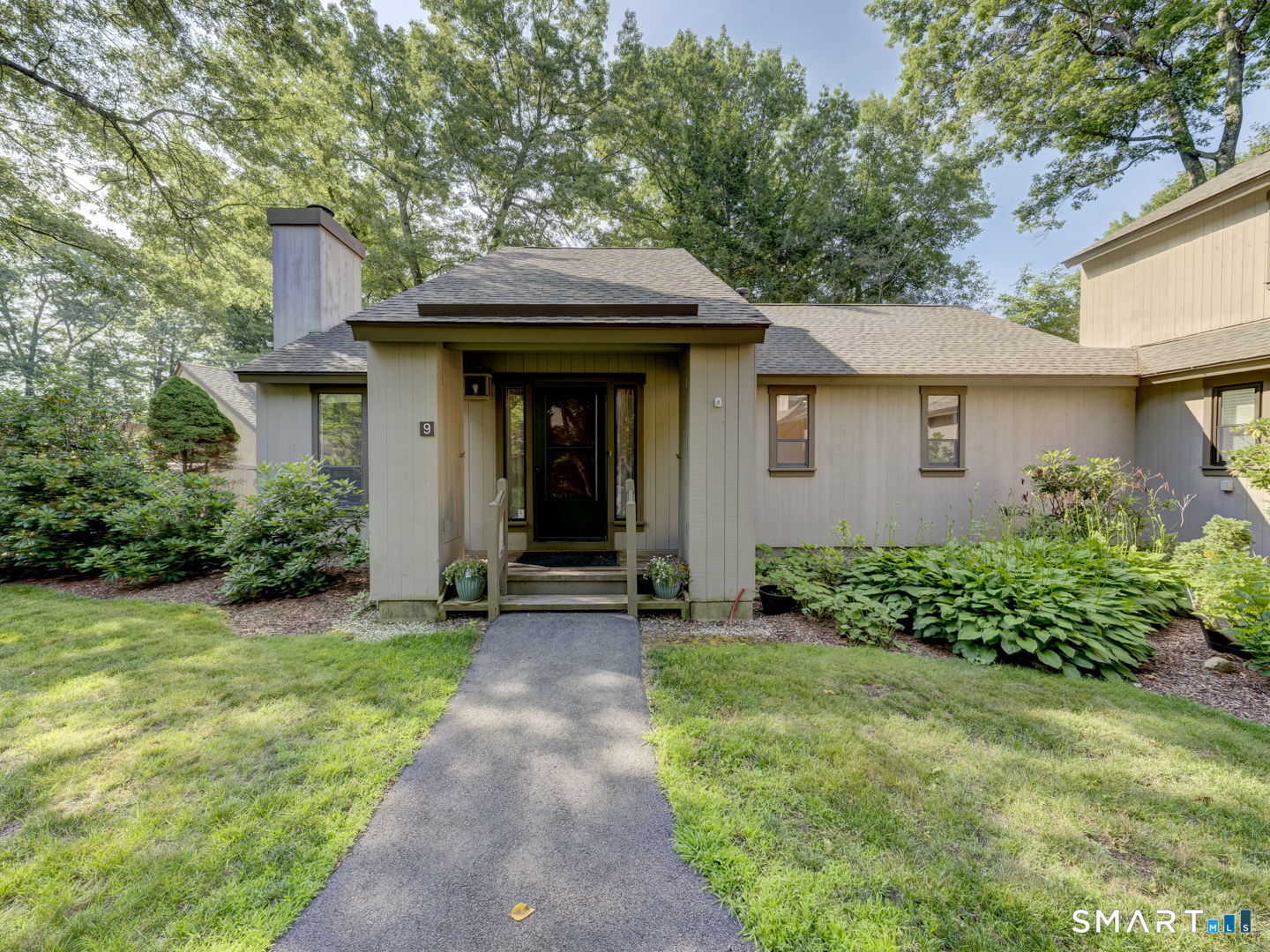 9 Byron Drive Avon CT 06001
