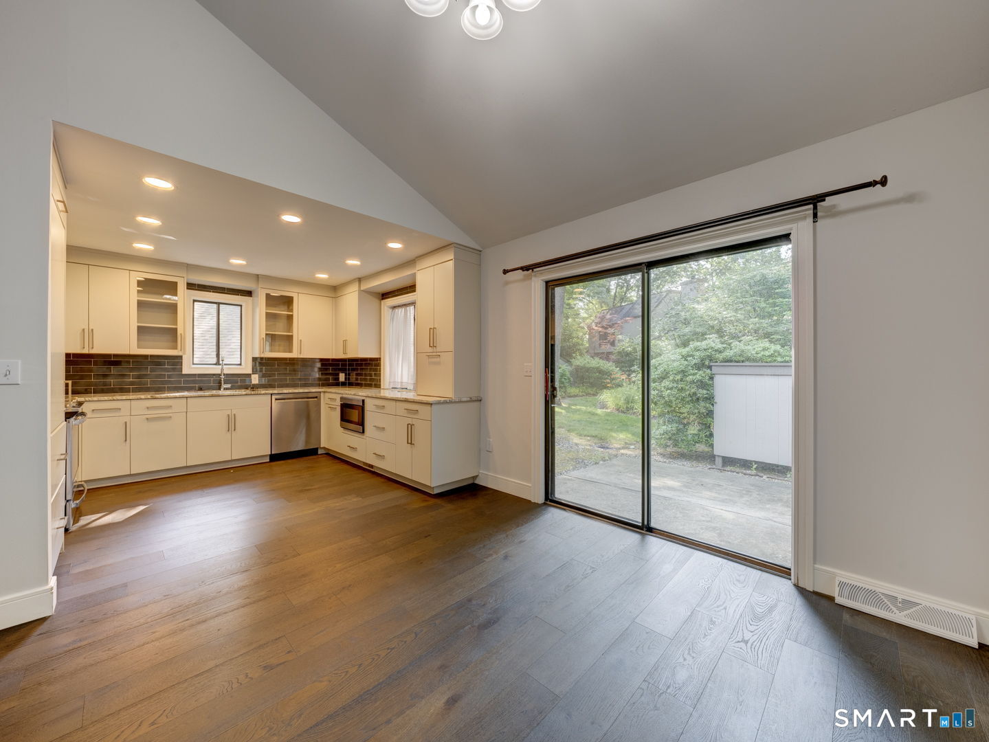 9 Byron Drive Avon CT 06001