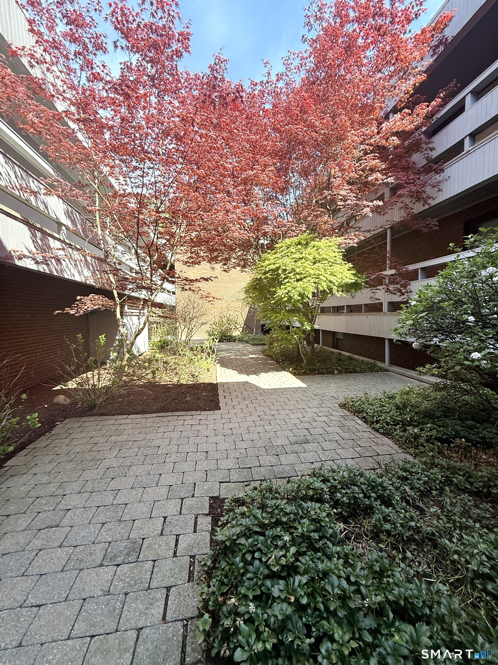 85 Wilton Crest Wilton CT 06897