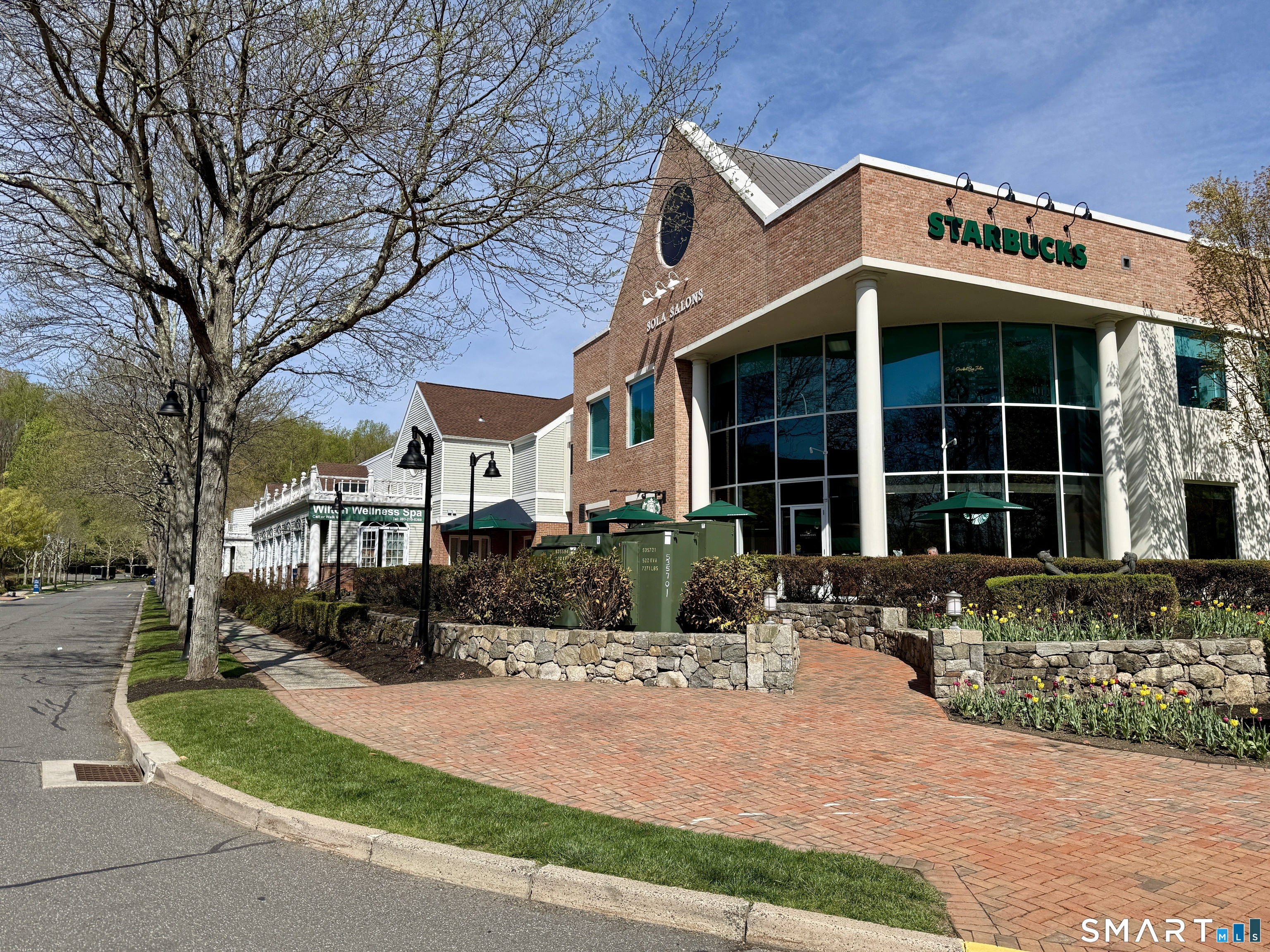 85 Wilton Crest Wilton CT 06897