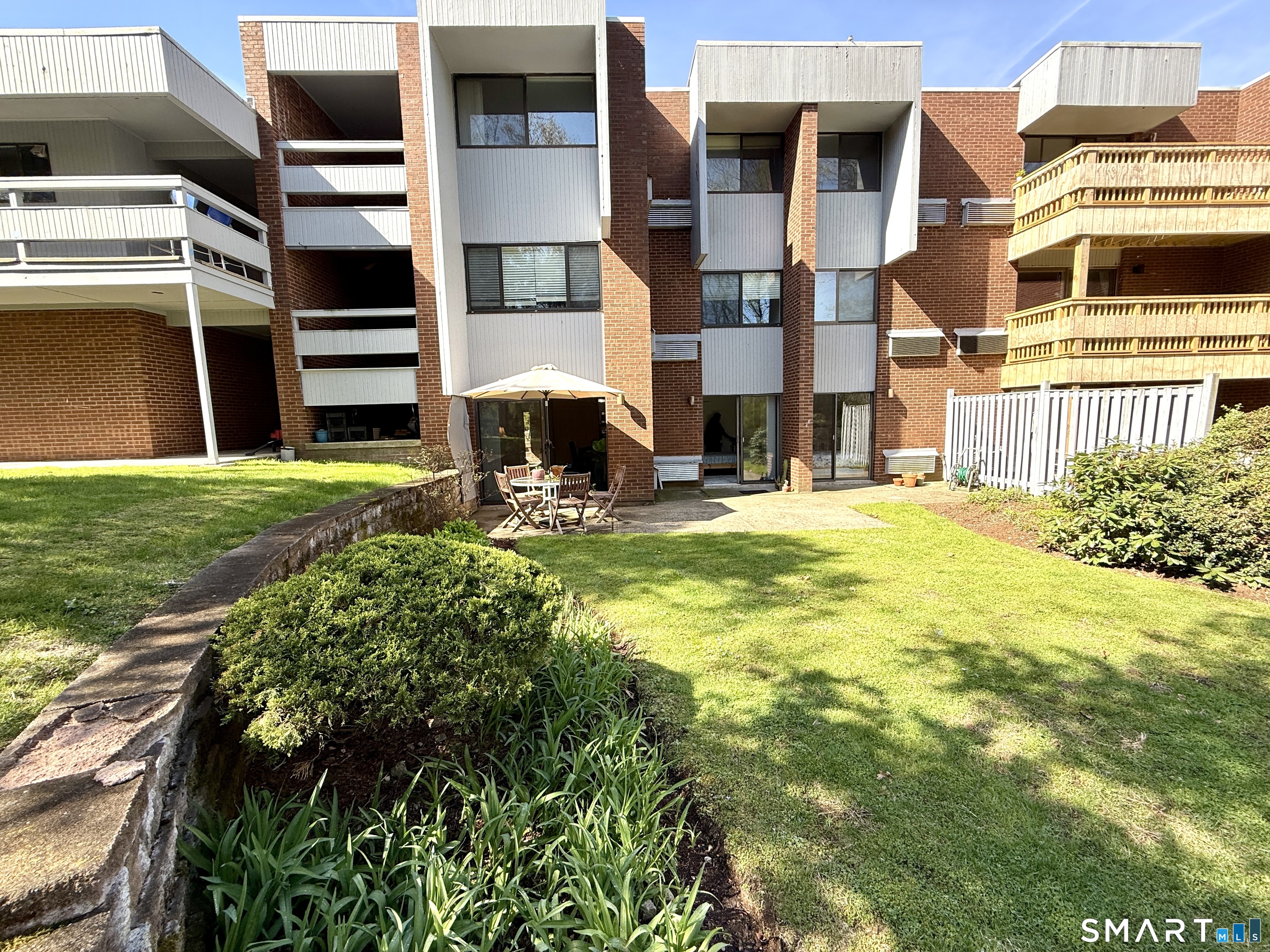 85 Wilton Crest Wilton CT 06897