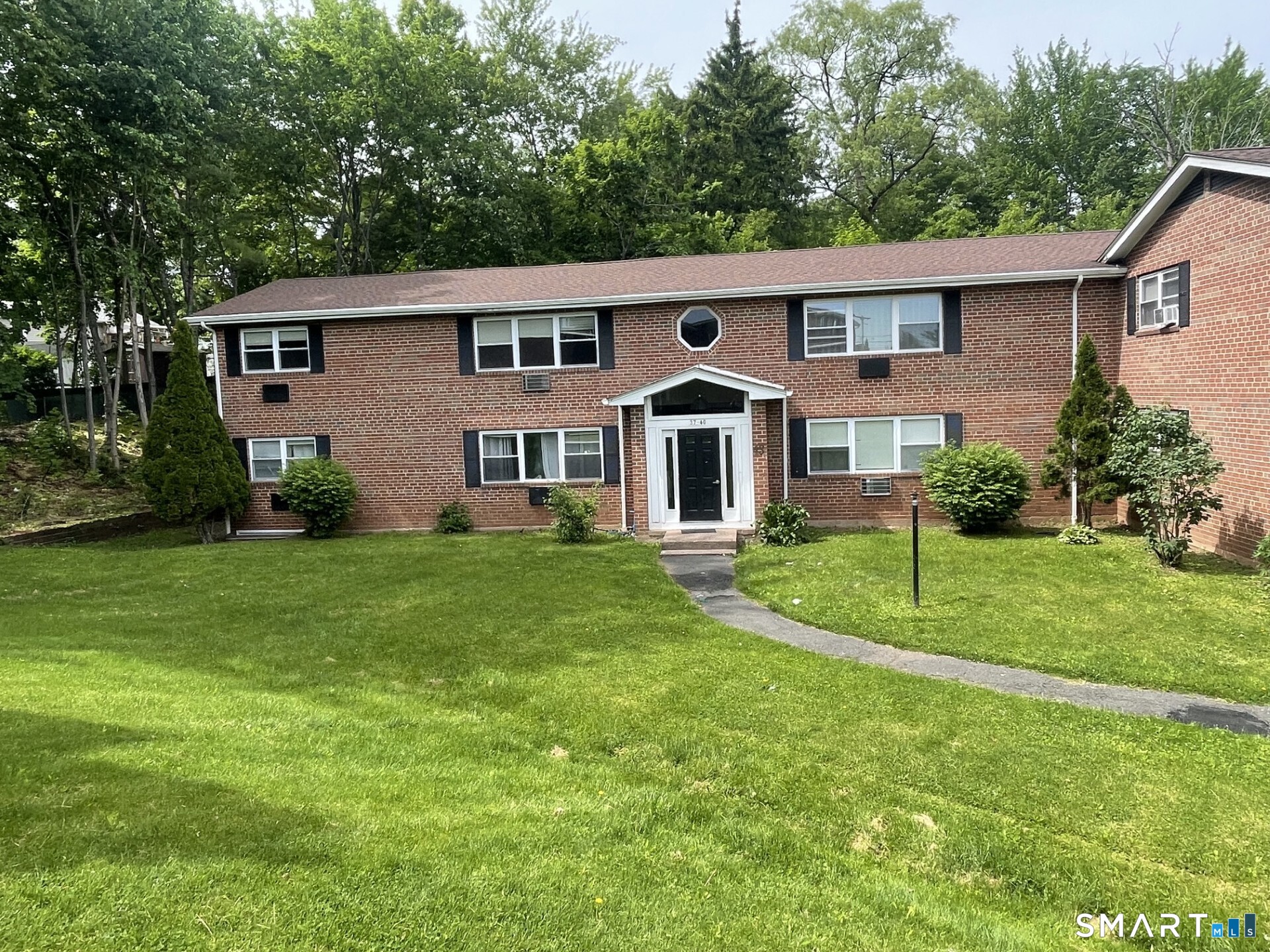 39 Mount Laurel Drive Wethersfield CT 06109