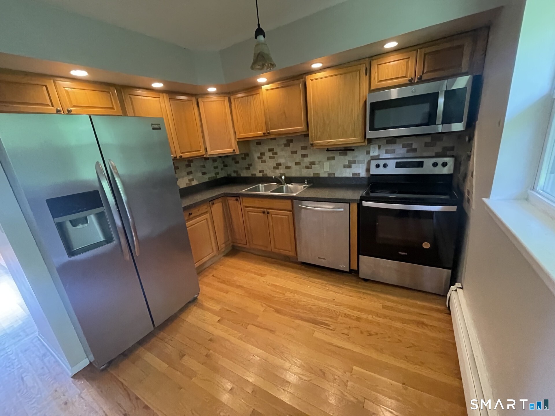 39 Mount Laurel Drive Wethersfield CT 06109