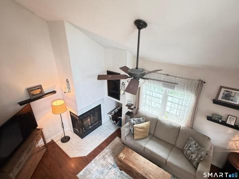 221 Carriage Crossing Lane Middletown CT 06457