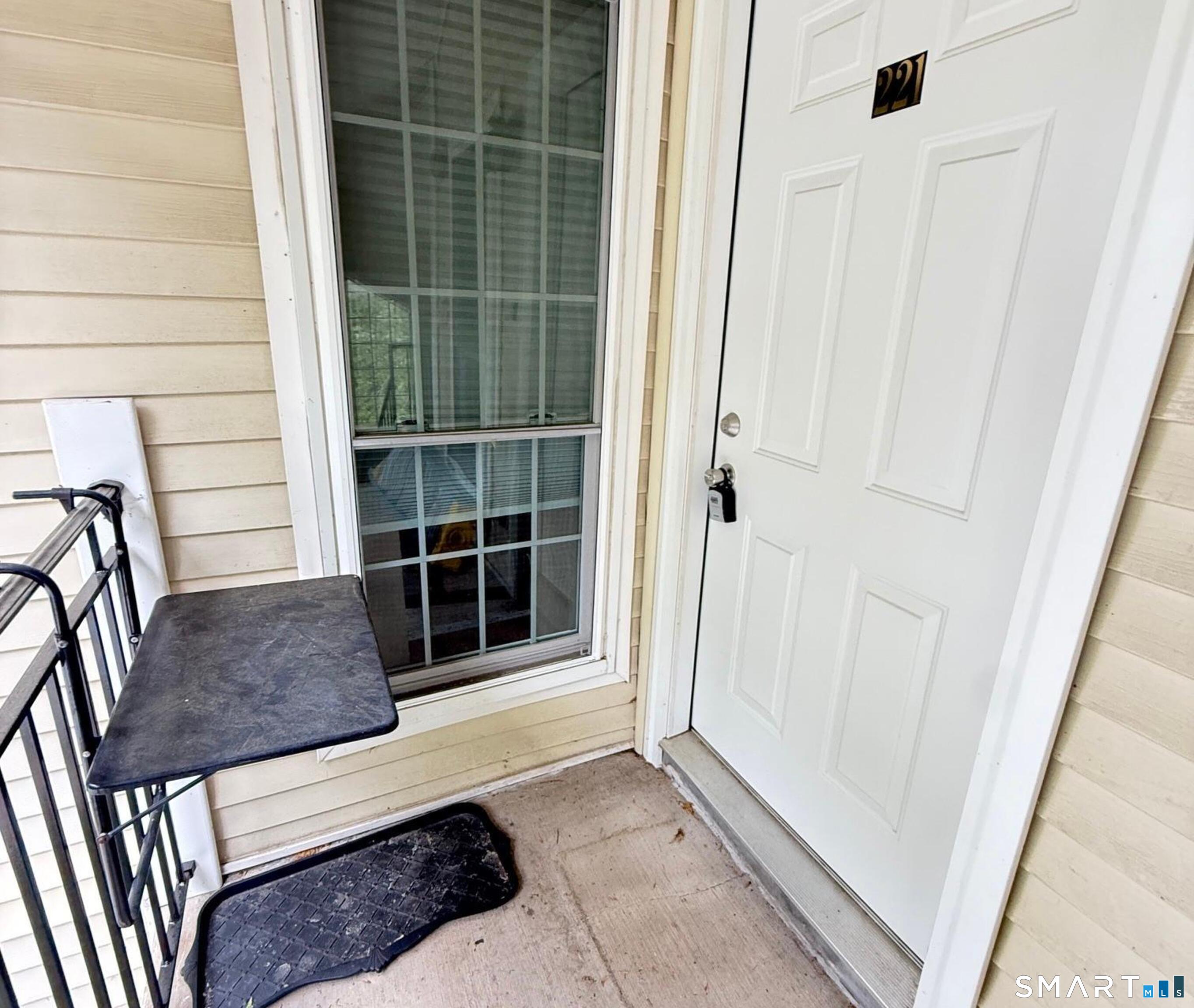 221 Carriage Crossing Lane Middletown CT 06457