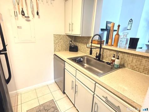221 Carriage Crossing Lane Middletown CT 06457