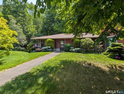 8 Sycamore Drive Mansfield CT 06268