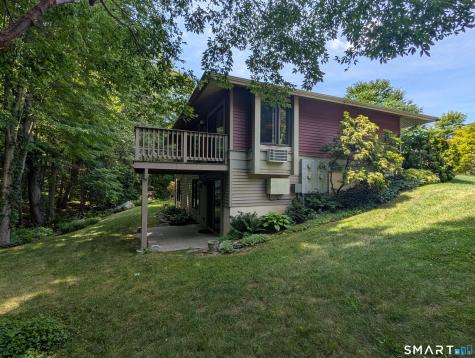 8 Sycamore Drive Mansfield CT 06268