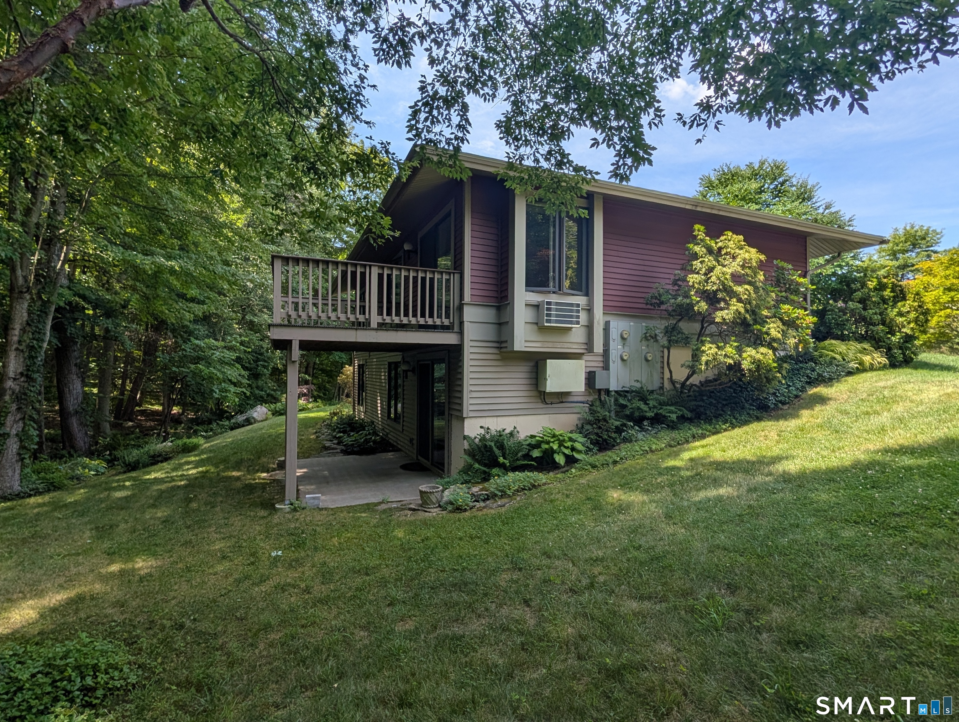 8 Sycamore Drive Mansfield CT 06268