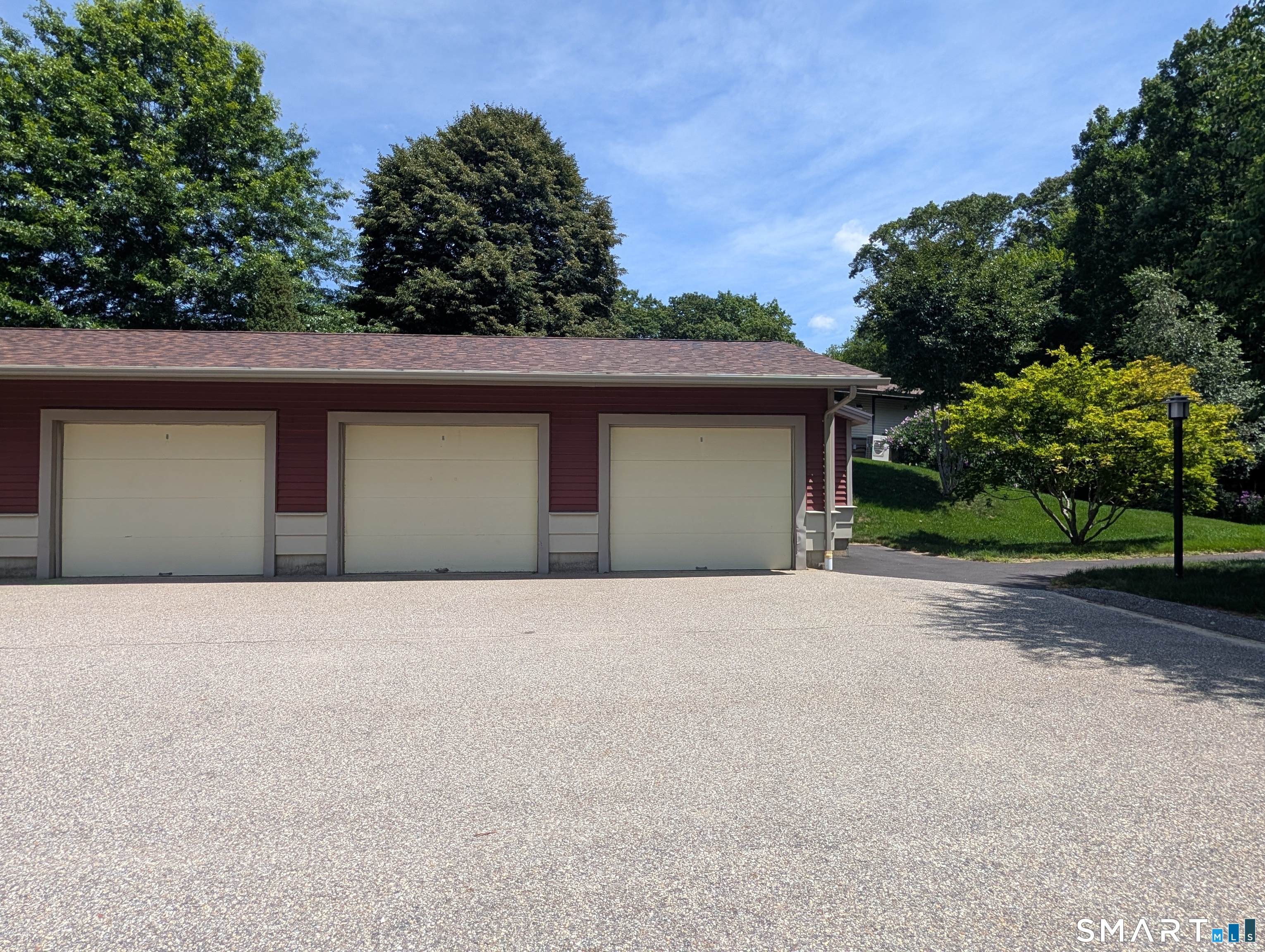 8 Sycamore Drive Mansfield CT 06268