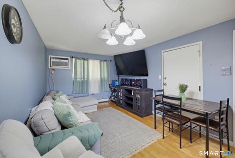 78 Evergreene Wallingford CT 06492