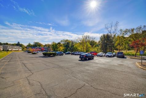 78 Evergreene Wallingford CT 06492