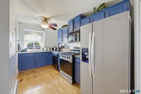 78 Evergreene Wallingford CT 06492