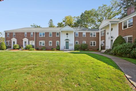 54 Robin Road West Hartford CT 06119