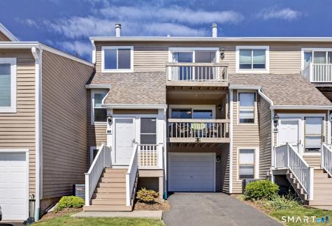722 Robert Frost Drive Branford CT 06405