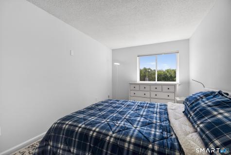 722 Robert Frost Drive Branford CT 06405