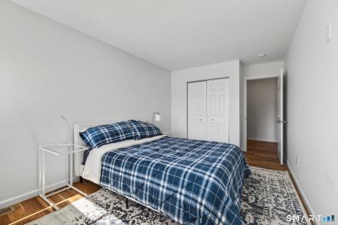 722 Robert Frost Drive Branford CT 06405