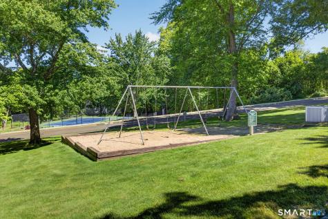722 Robert Frost Drive Branford CT 06405