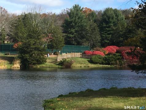 149 Heritage Village Southbury CT 06488