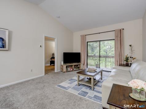 31 Simsbury Landing Simsbury CT 06070