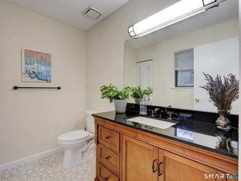 31 Simsbury Landing Simsbury CT 06070
