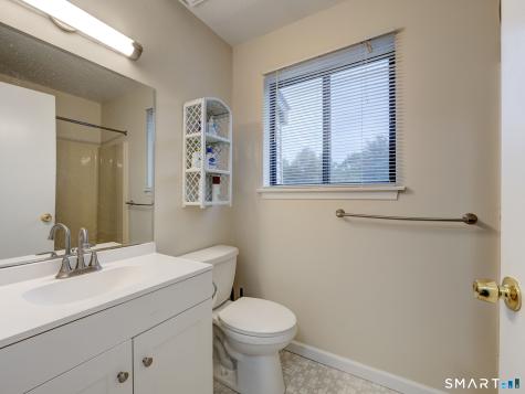 31 Simsbury Landing Simsbury CT 06070