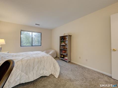 31 Simsbury Landing Simsbury CT 06070