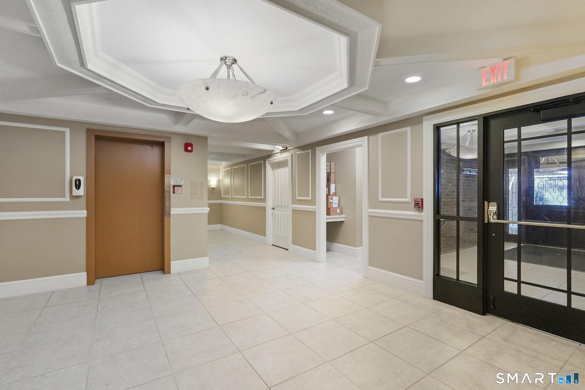 799 Prospect Avenue West Hartford CT 06105