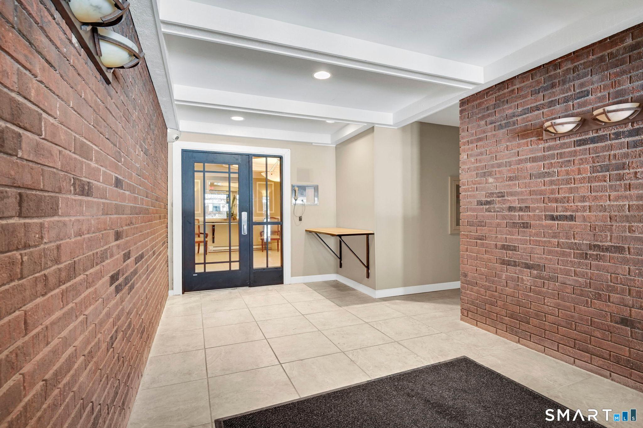 799 Prospect Avenue West Hartford CT 06105
