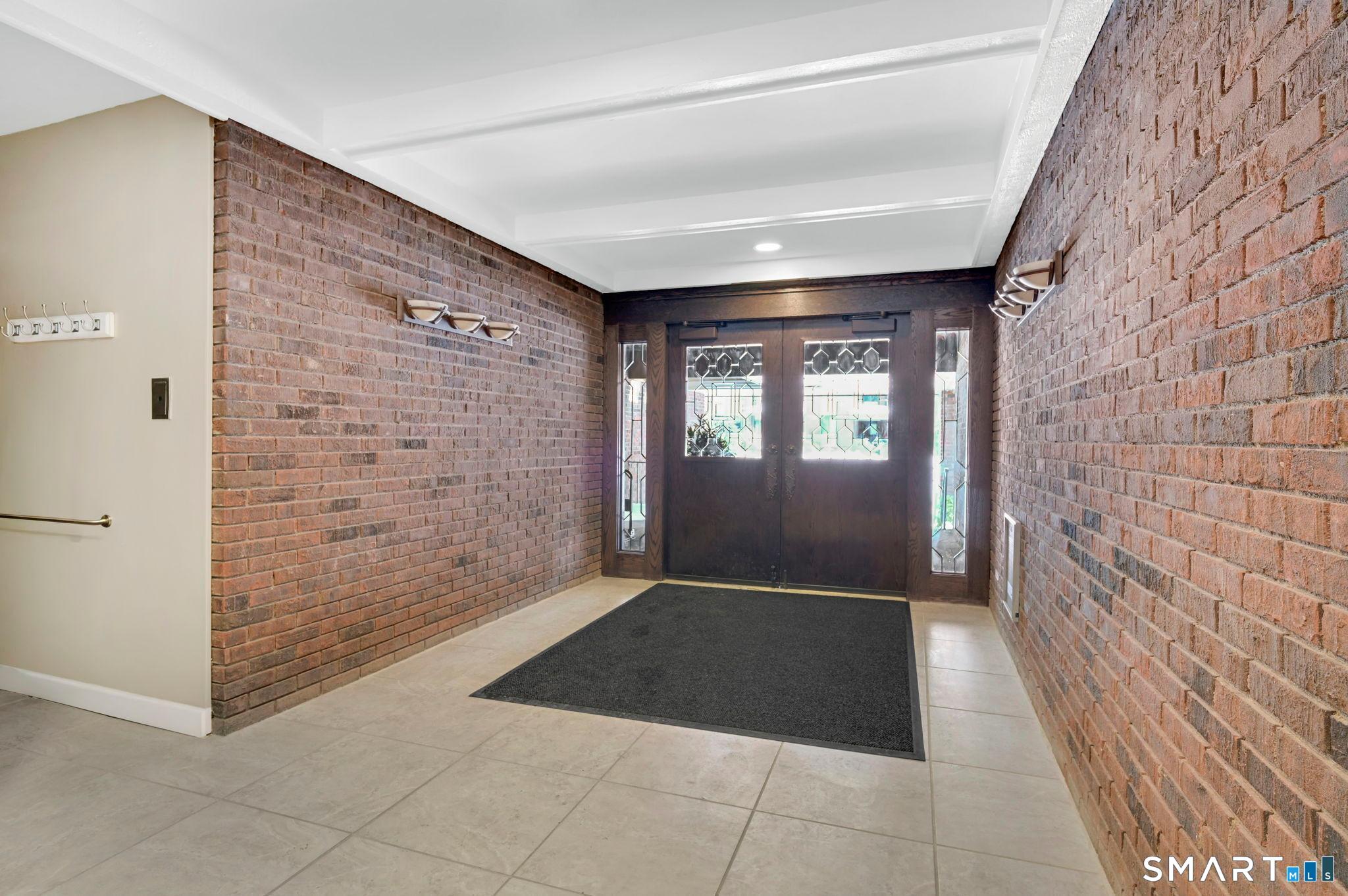 799 Prospect Avenue West Hartford CT 06105