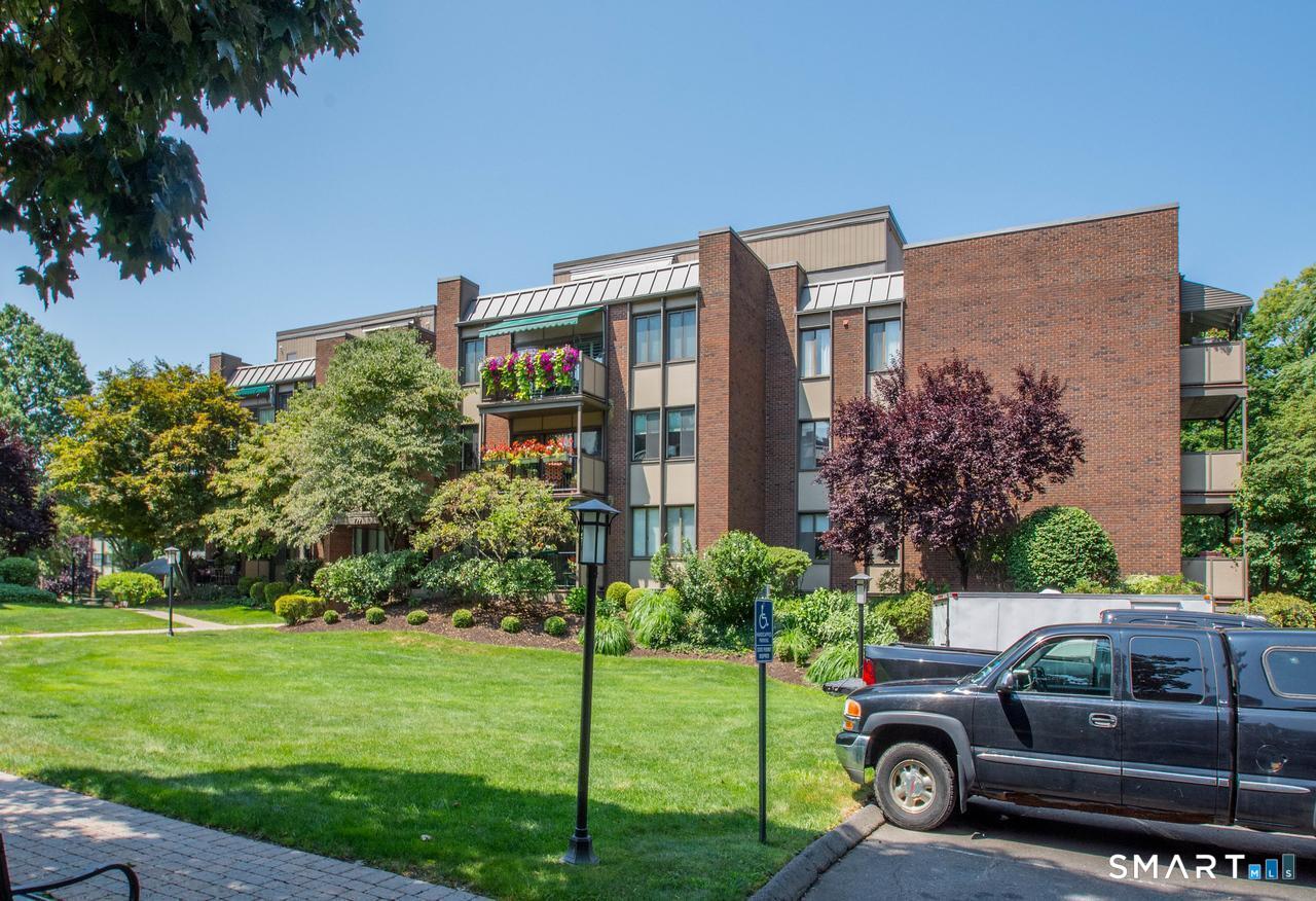 799 Prospect Avenue West Hartford CT 06105