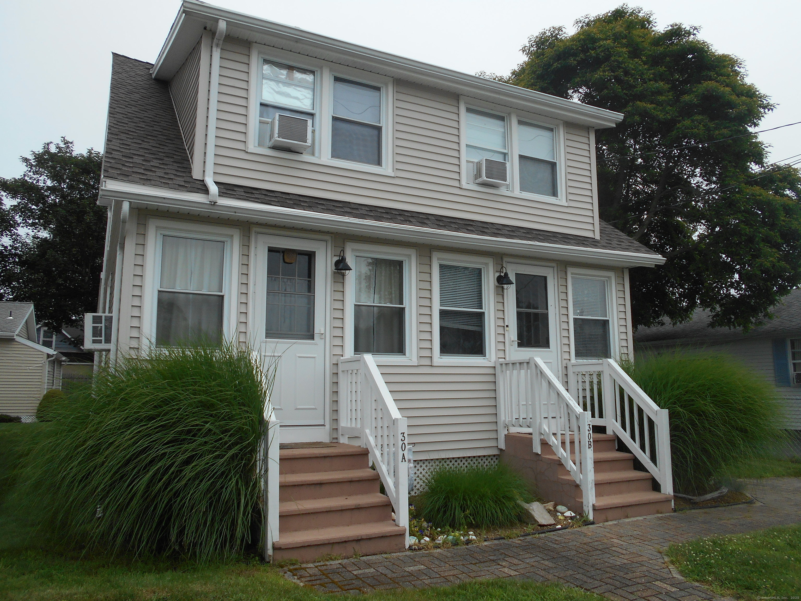 30 Hartford Avenue Old Lyme CT 06371