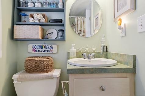 30 Hartford Avenue Old Lyme CT 06371