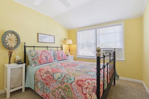 30 Hartford Avenue Old Lyme CT 06371