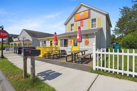 30 Hartford Avenue Old Lyme CT 06371