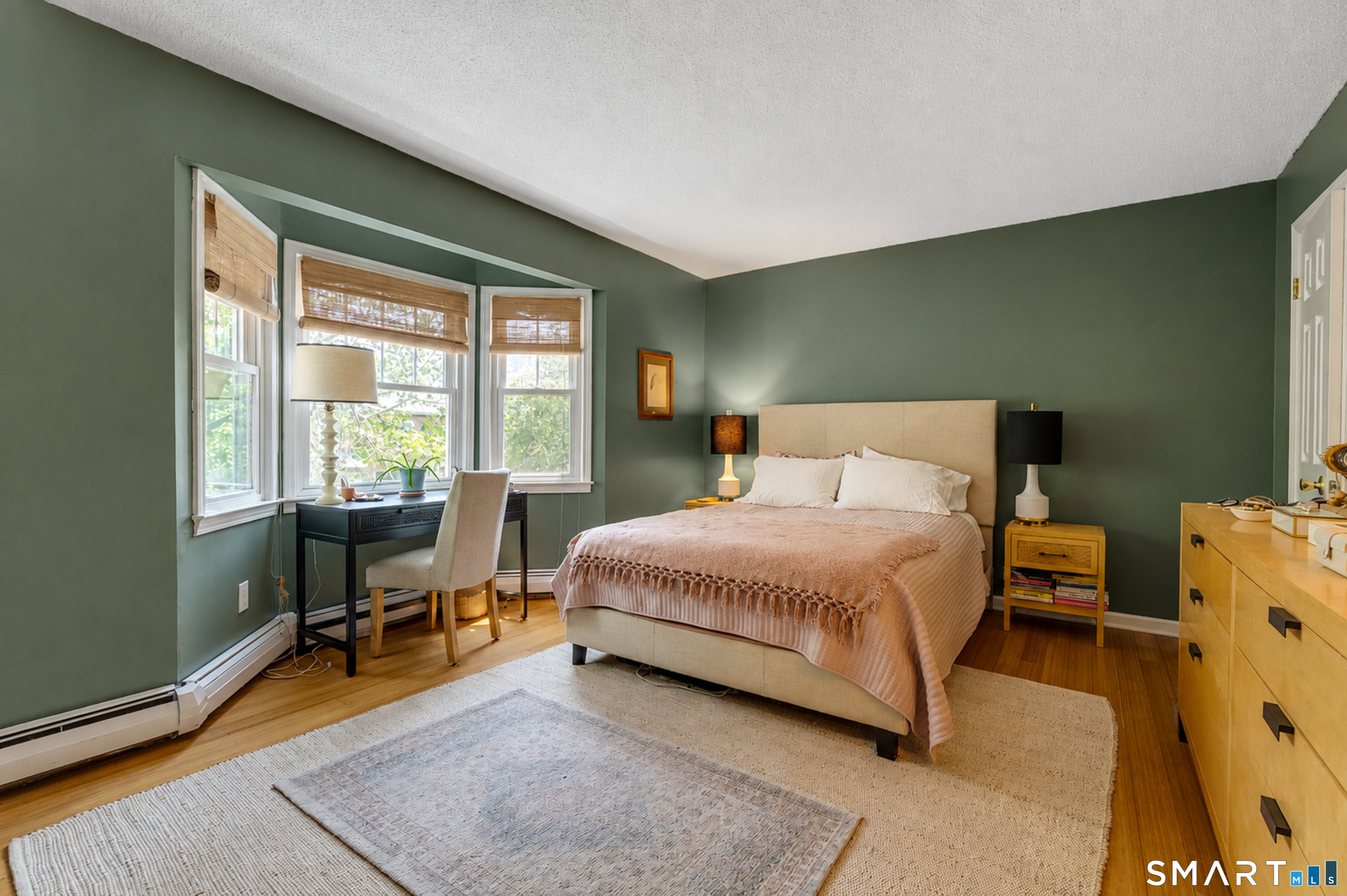 904 1/2 State Street New Haven CT 06511