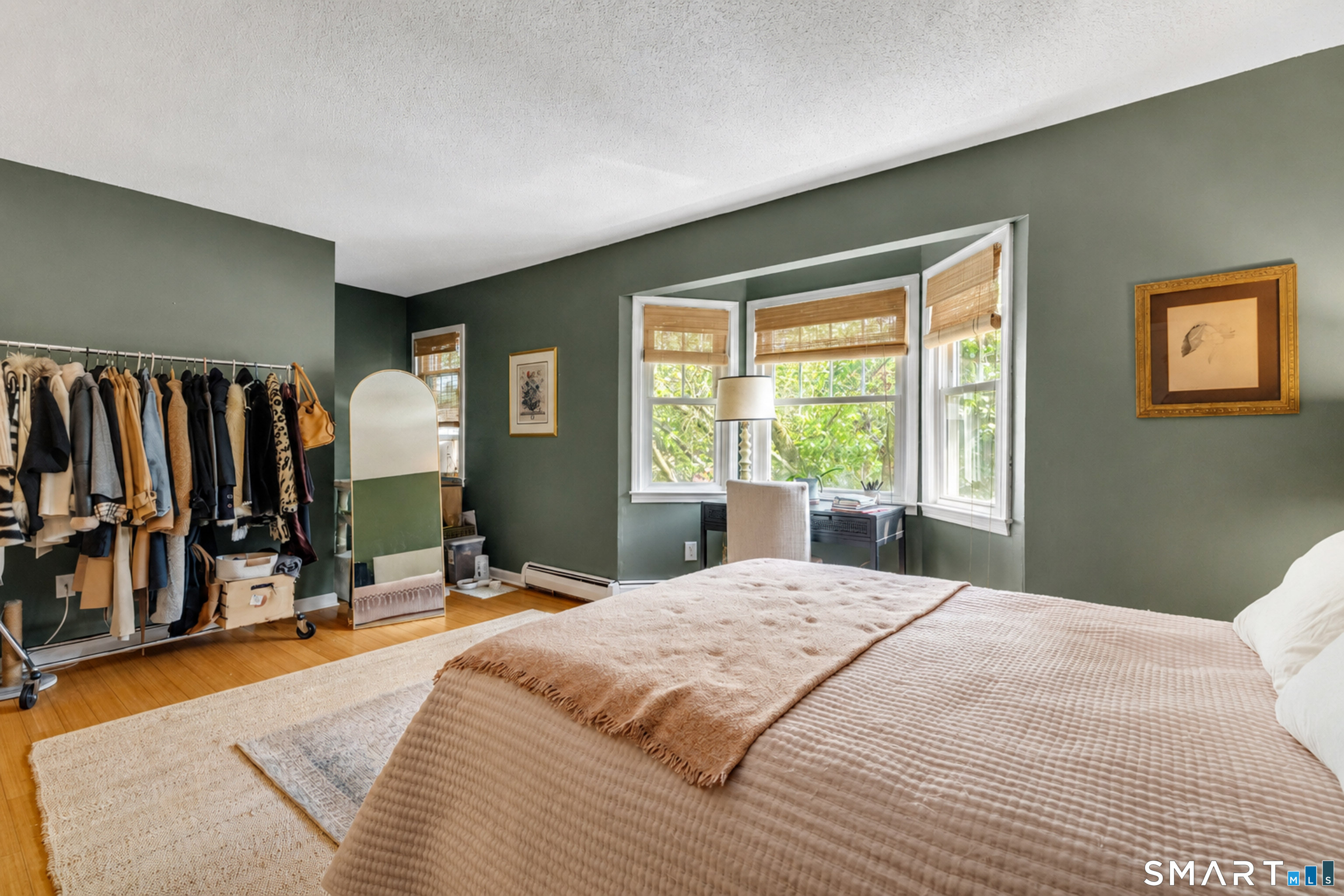 904 1/2 State Street New Haven CT 06511