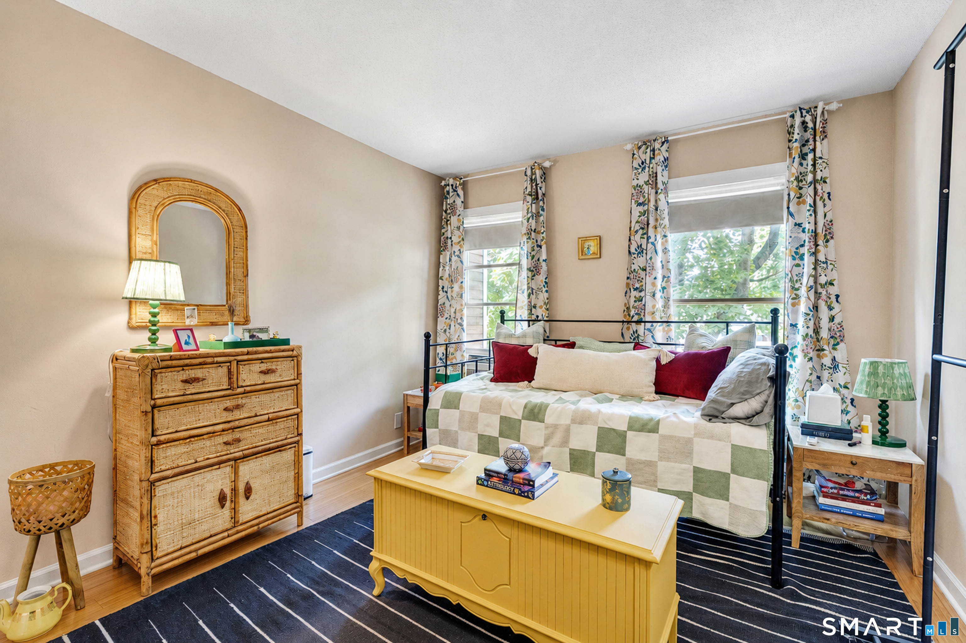 904 1/2 State Street New Haven CT 06511