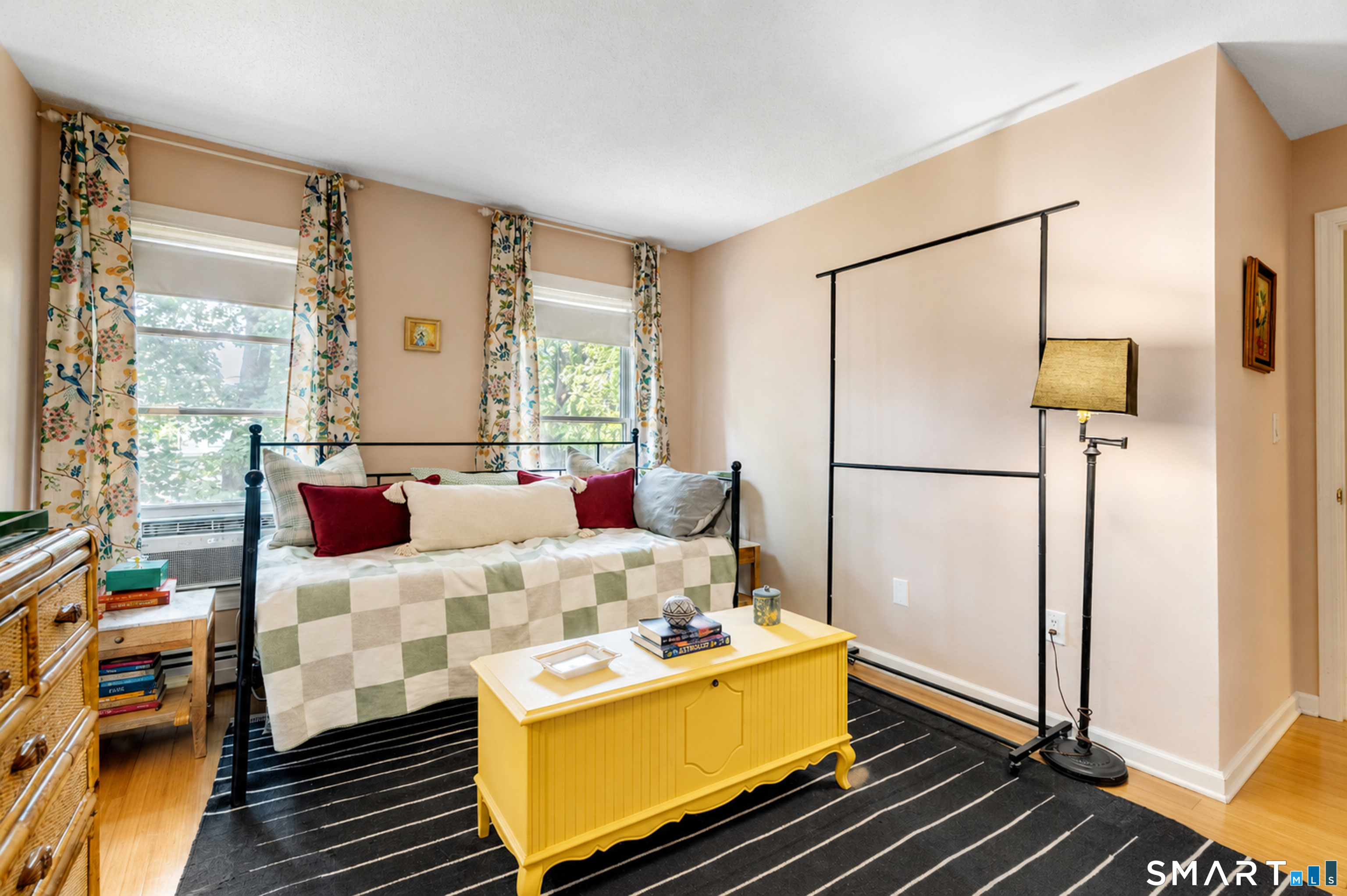 904 1/2 State Street New Haven CT 06511
