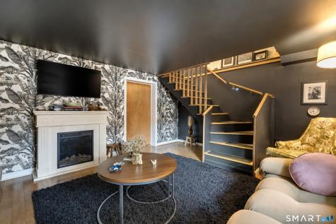904 1/2 State Street New Haven CT 06511